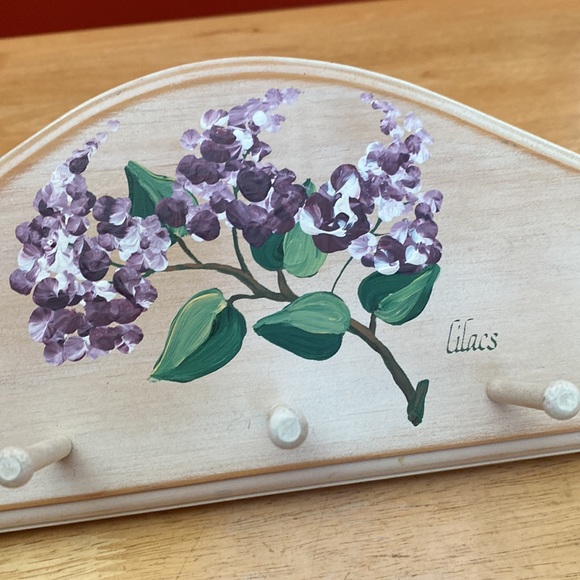 Home decor - Picture 2 of 3